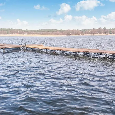 Дом отдыха Awesome In With Kitchenette